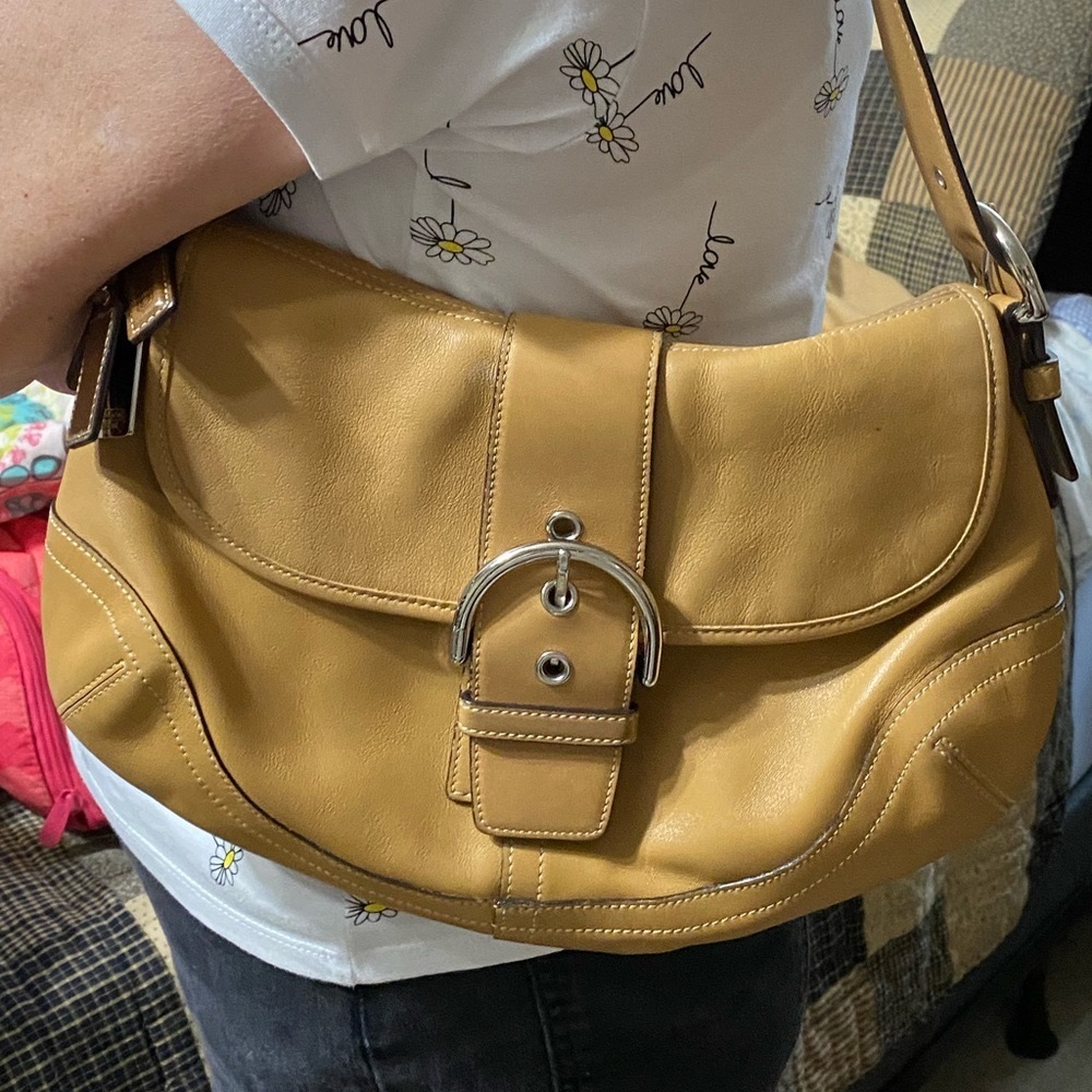 Coach leather purse
